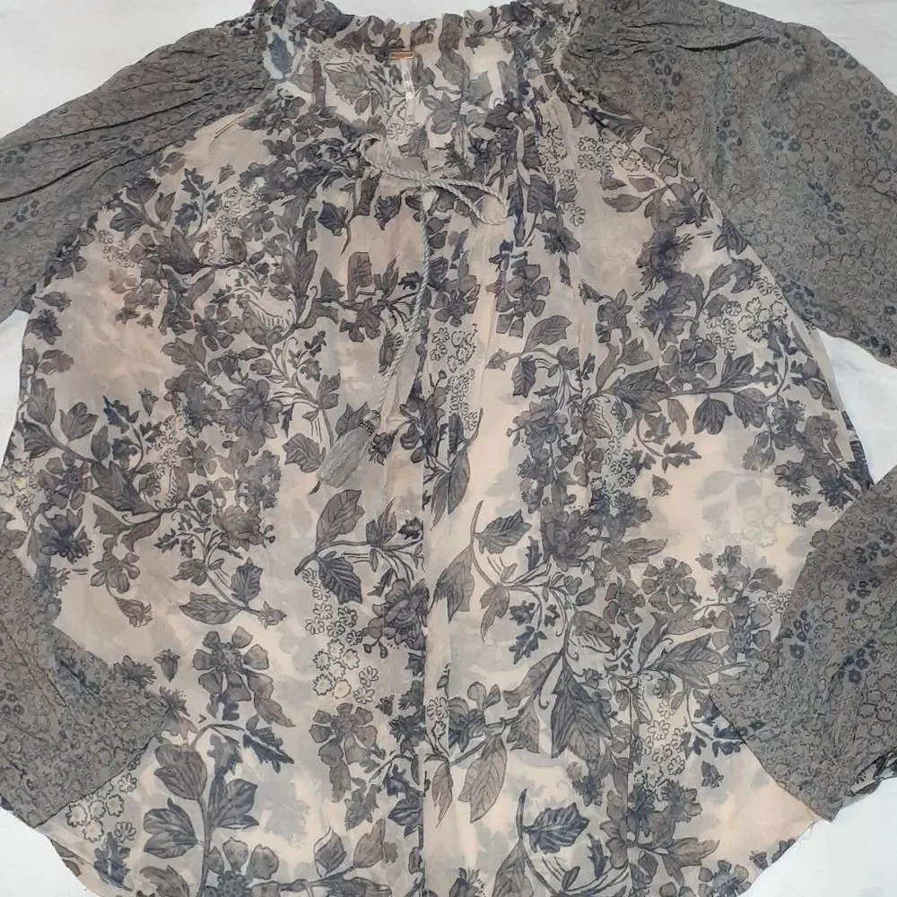 Free People Hendrix Delicate Sheer Peasant‎ Blouse
